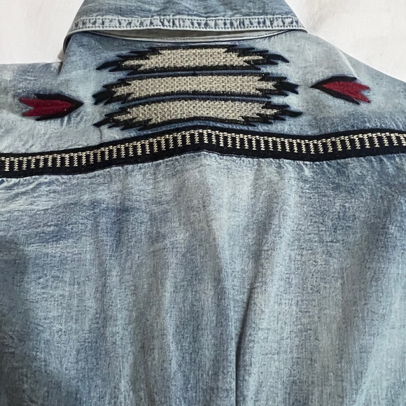 Tasha Polizzi beautiful shirt western turquoise buttons - Picture 3 of 10